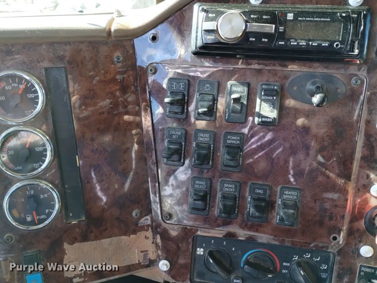 image for item DQ5971 2005 International 9400i dump truck