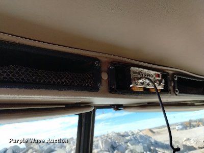 image for item DQ5971 2005 International 9400i dump truck