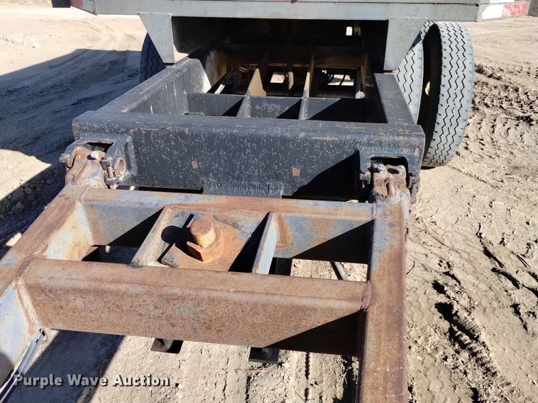 image for item DQ5972 2004 Leach Pup Dump end dump pup trailer