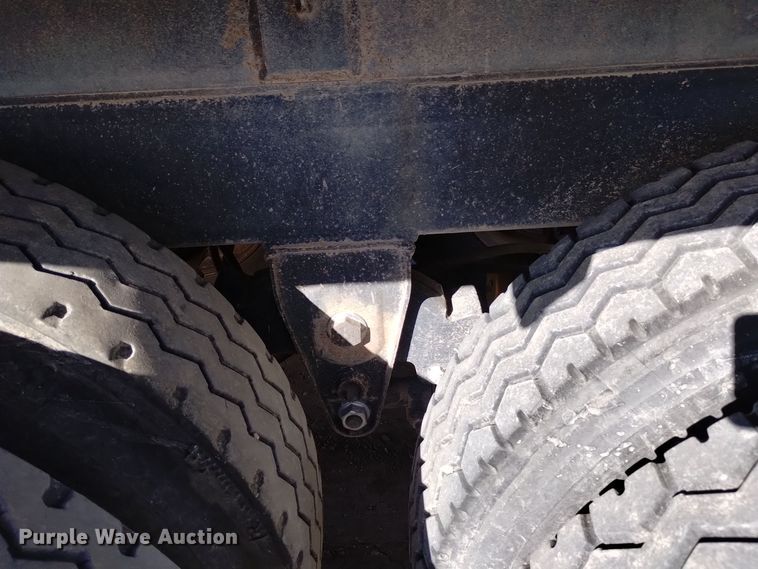 image for item DQ5972 2004 Leach Pup Dump end dump pup trailer