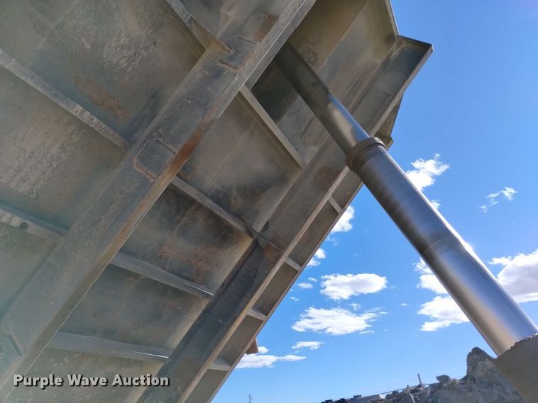 image for item DQ5972 2004 Leach Pup Dump end dump pup trailer