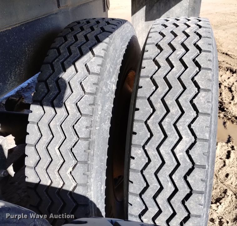 image for item DQ5972 2004 Leach Pup Dump end dump pup trailer