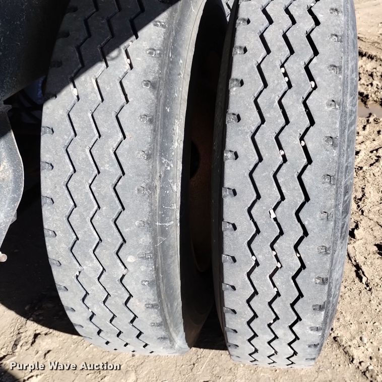 image for item DQ5972 2004 Leach Pup Dump end dump pup trailer