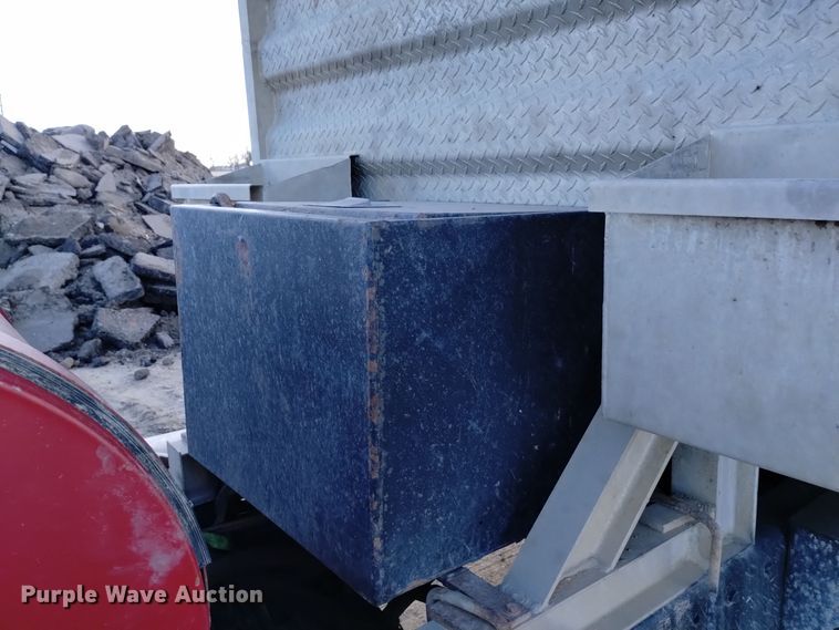 image for item DQ5973 1984 Kenworth  W900B semi truck