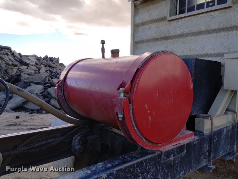 image for item DQ5973 1984 Kenworth  W900B semi truck