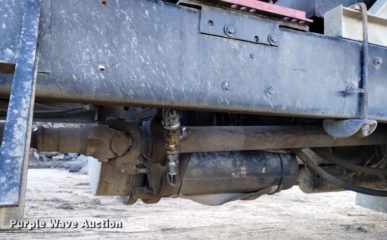 image for item DQ5973 1984 Kenworth  W900B semi truck