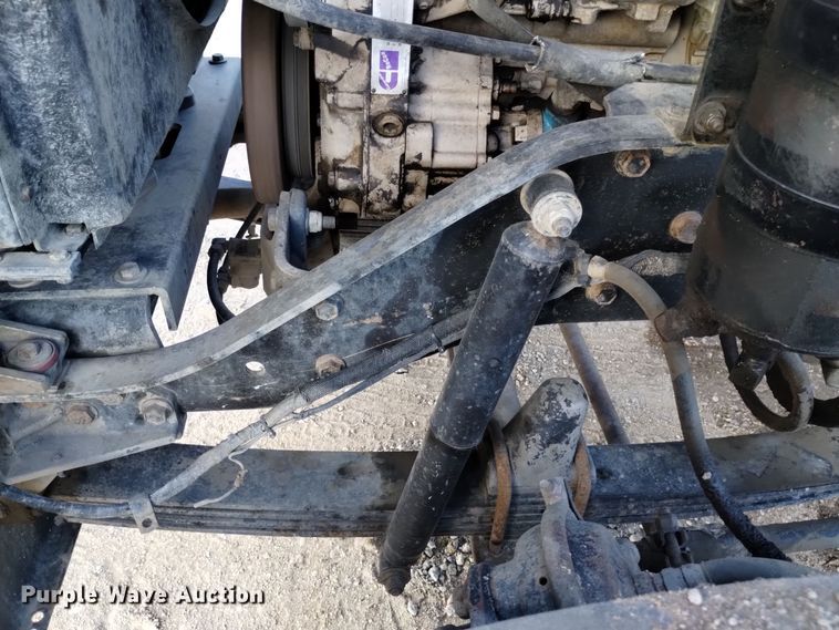 image for item DQ5973 1984 Kenworth  W900B semi truck