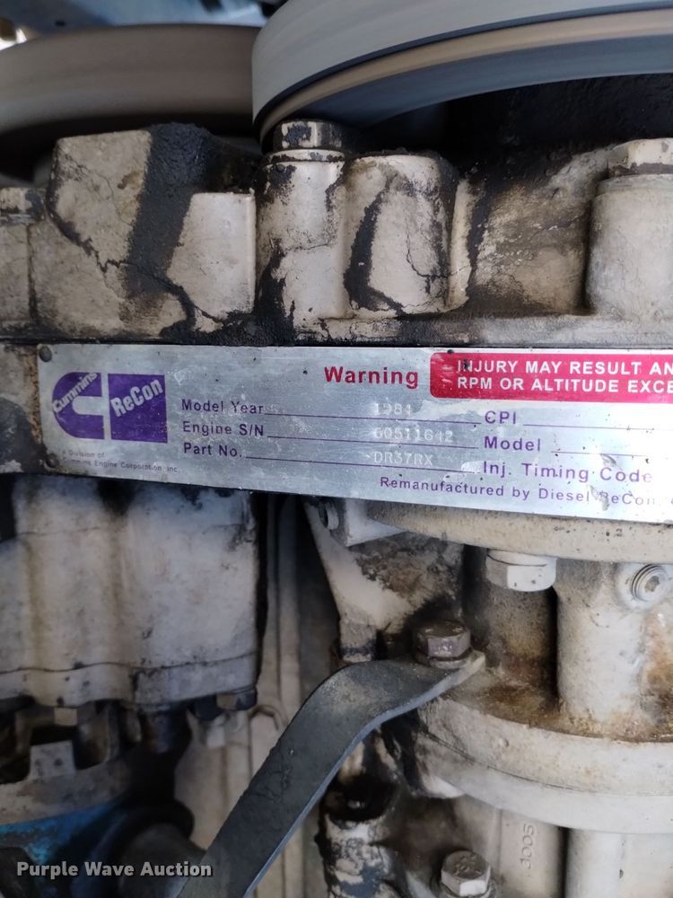 image for item DQ5973 1984 Kenworth  W900B semi truck