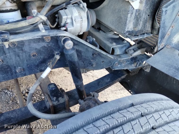 image for item DQ5973 1984 Kenworth  W900B semi truck