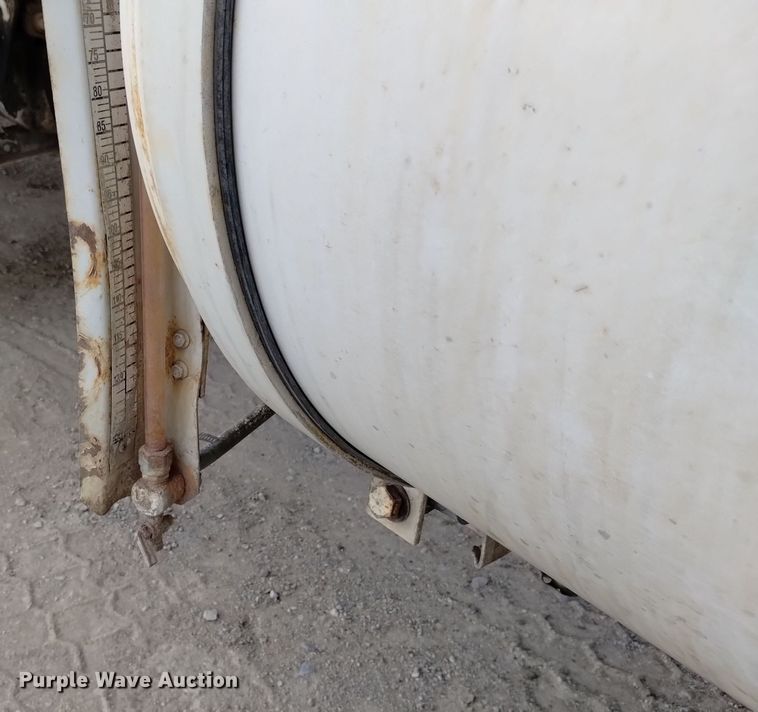 image for item DQ5978 1999 International 5000 ready mix truck