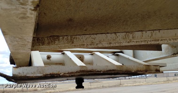 image for item DQ5979 2015 Dakota  bottom dump trailer