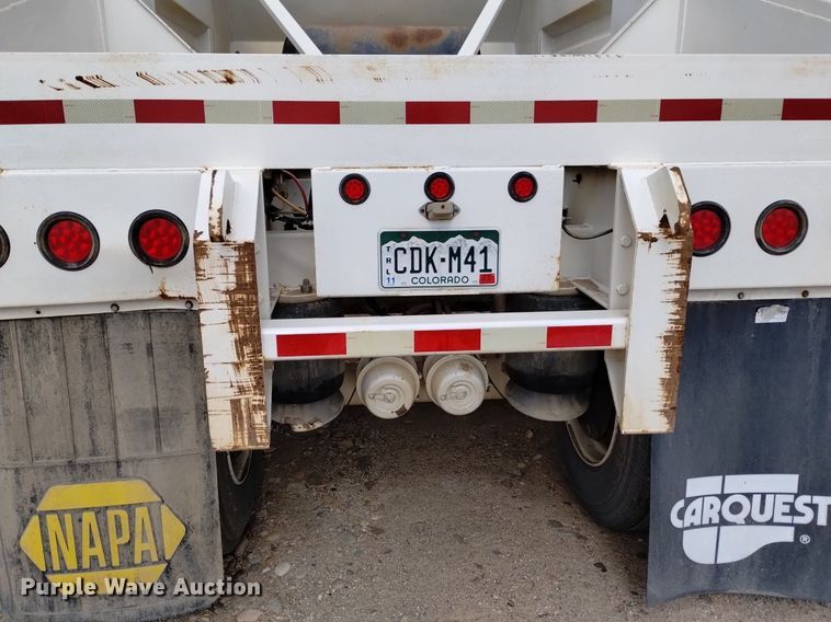 image for item DQ5979 2015 Dakota  bottom dump trailer