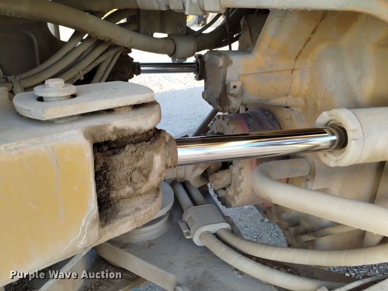 image for item DQ5980 1996 Caterpillar 928F wheel loader