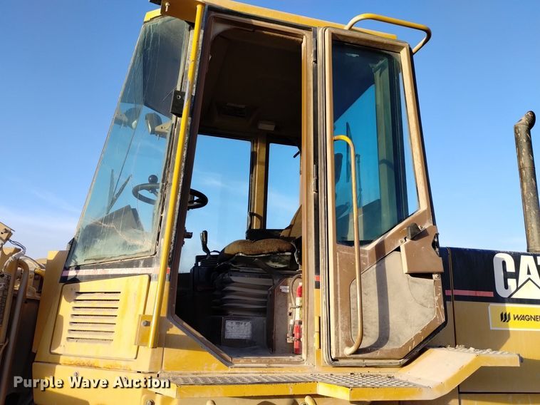 image for item DQ5980 1996 Caterpillar 928F wheel loader