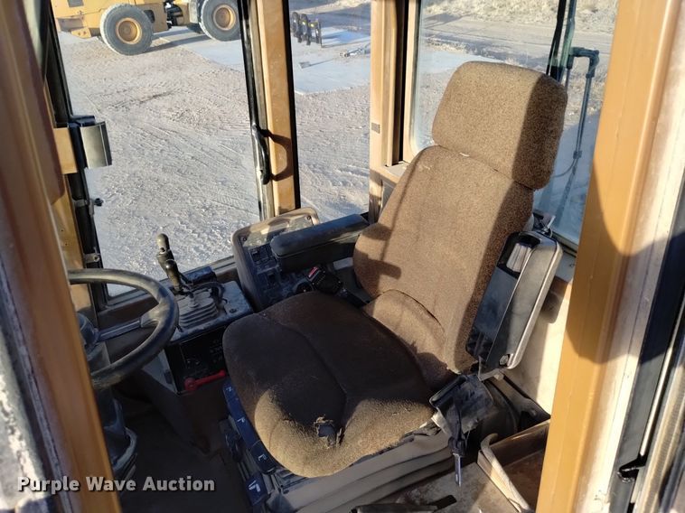 image for item DQ5980 1996 Caterpillar 928F wheel loader