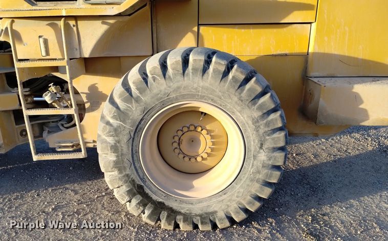 image for item DQ5980 1996 Caterpillar 928F wheel loader