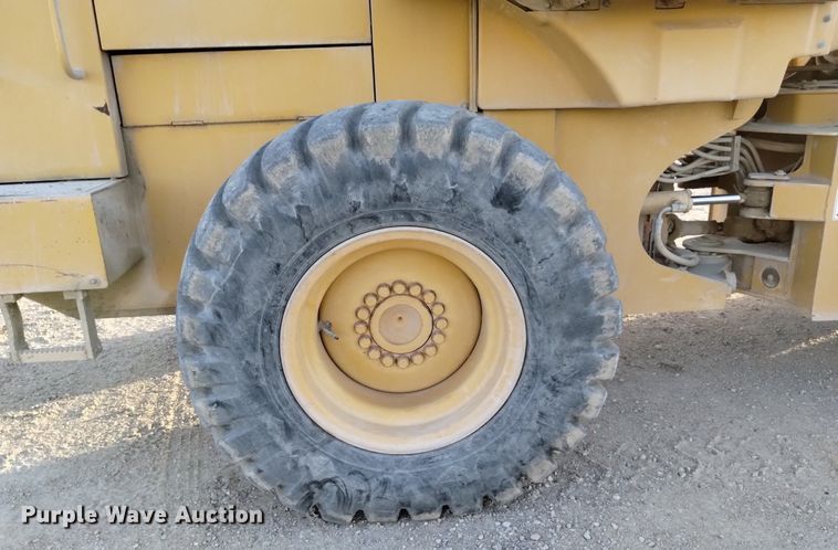 image for item DQ5980 1996 Caterpillar 928F wheel loader