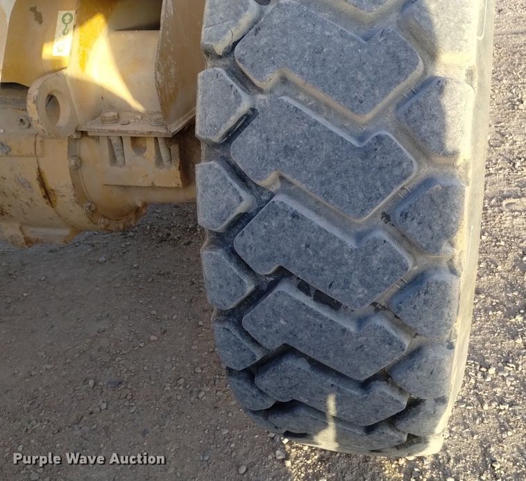 image for item DQ5980 1996 Caterpillar 928F wheel loader