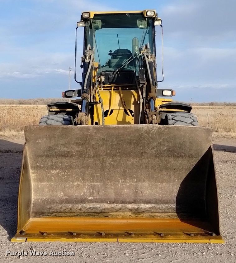 image for item DQ5981 1999 Caterpillar IT28G integrated tool carrier