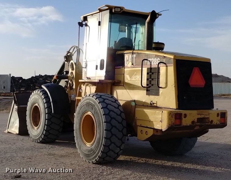 image for item DQ5981 1999 Caterpillar IT28G integrated tool carrier