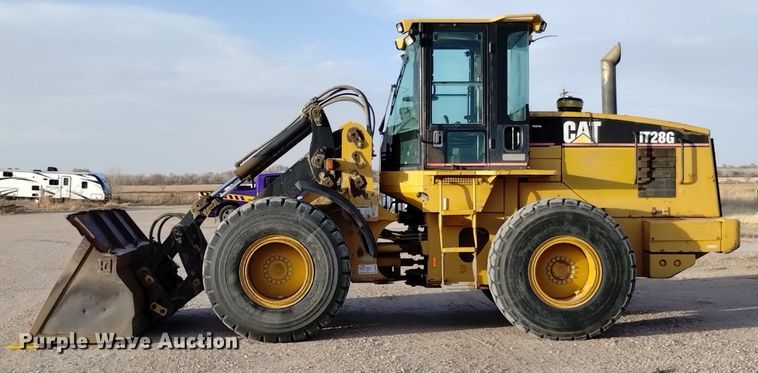 image for item DQ5981 1999 Caterpillar IT28G integrated tool carrier