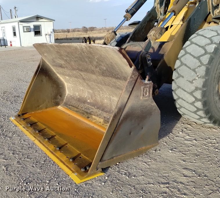 image for item DQ5981 1999 Caterpillar IT28G integrated tool carrier