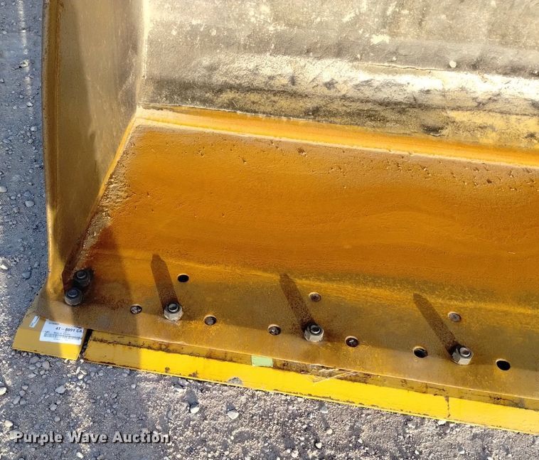 image for item DQ5981 1999 Caterpillar IT28G integrated tool carrier