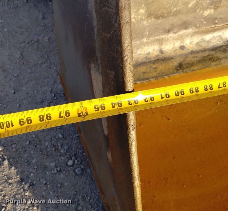 image for item DQ5981 1999 Caterpillar IT28G integrated tool carrier