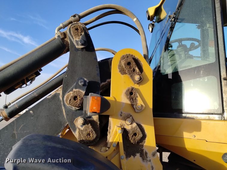 image for item DQ5981 1999 Caterpillar IT28G integrated tool carrier