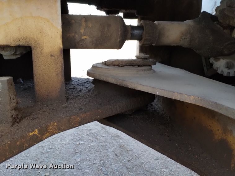 image for item DQ5981 1999 Caterpillar IT28G integrated tool carrier