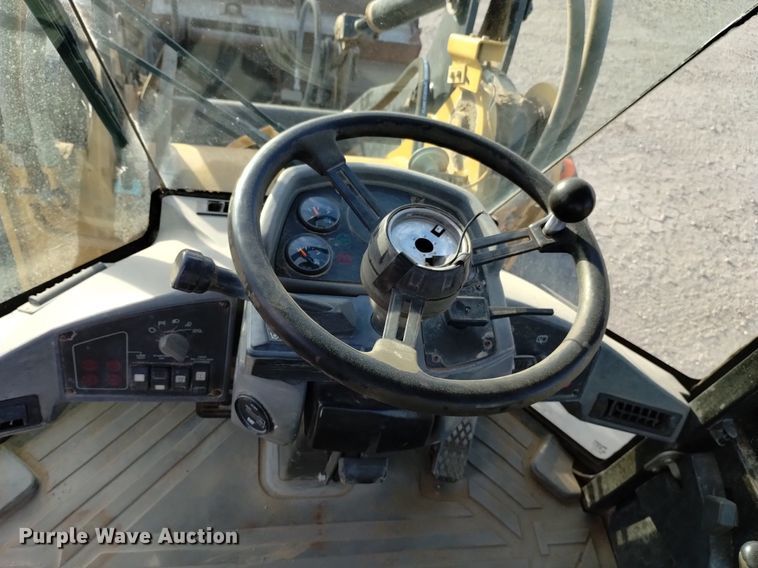 image for item DQ5981 1999 Caterpillar IT28G integrated tool carrier