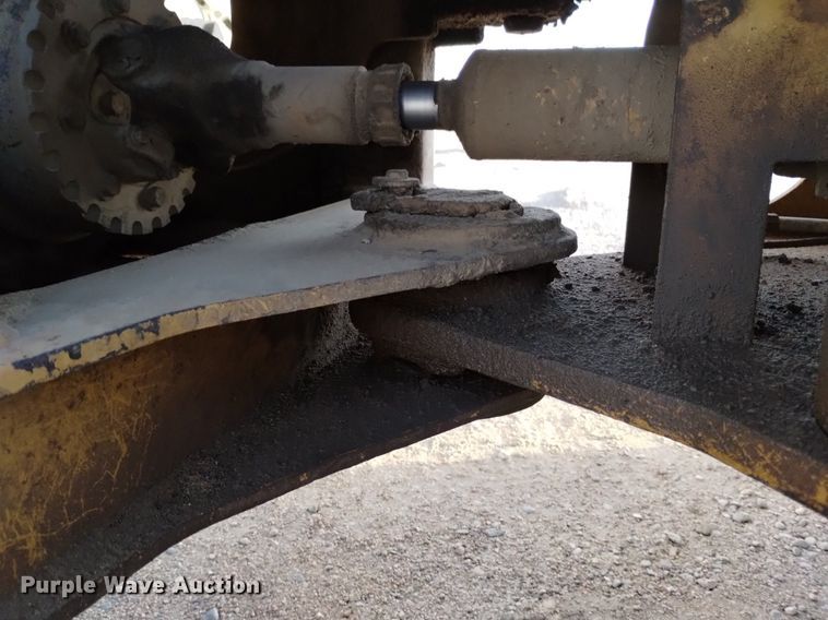 image for item DQ5981 1999 Caterpillar IT28G integrated tool carrier