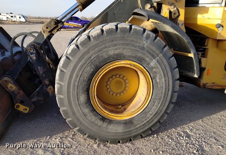 image for item DQ5981 1999 Caterpillar IT28G integrated tool carrier