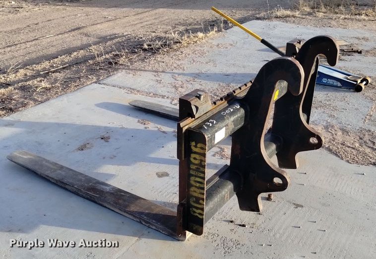 image for item DQ5981 1999 Caterpillar IT28G integrated tool carrier