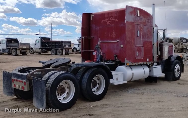 image for item DQ5984 1997 Peterbilt 379 semi truck