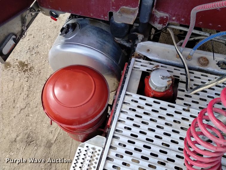 image for item DQ5984 1997 Peterbilt 379 semi truck