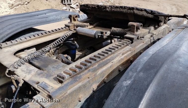 image for item DQ5984 1997 Peterbilt 379 semi truck