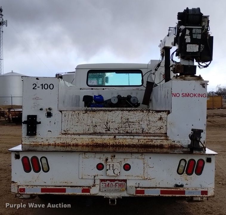 image for item DQ5985 1997 International 4700 utility / service truck