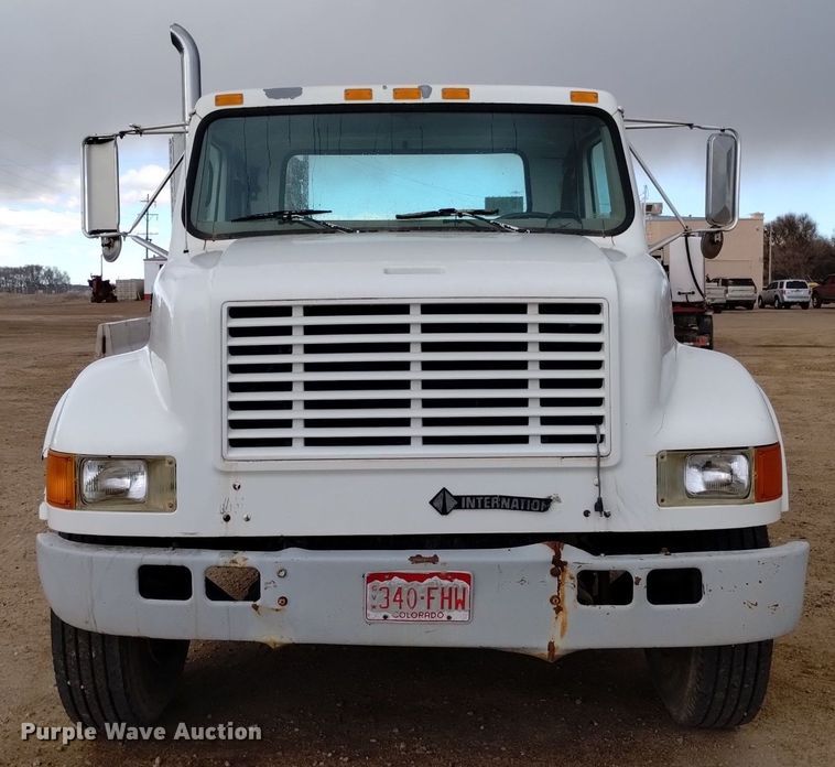 image for item DQ5985 1997 International 4700 utility / service truck