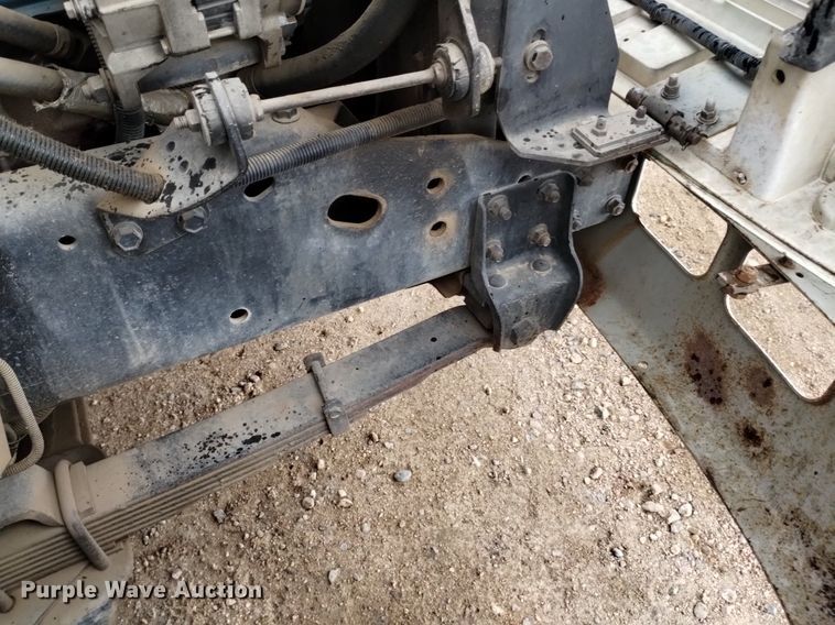 image for item DQ5985 1997 International 4700 utility / service truck