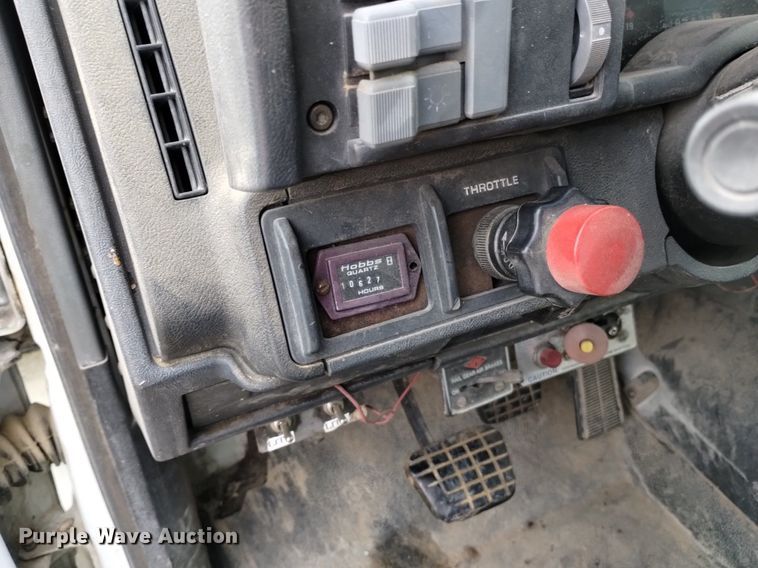 image for item DQ5986 1996 Chevrolet Kodiak  utility / service truck