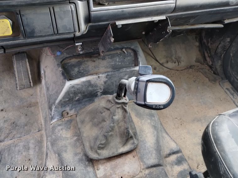 image for item DQ5986 1996 Chevrolet Kodiak  utility / service truck