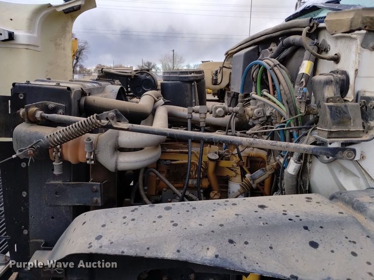 image for item DQ5986 1996 Chevrolet Kodiak  utility / service truck