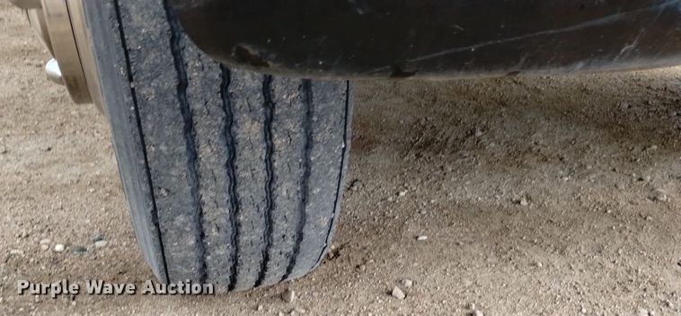 image for item DQ5986 1996 Chevrolet Kodiak  utility / service truck