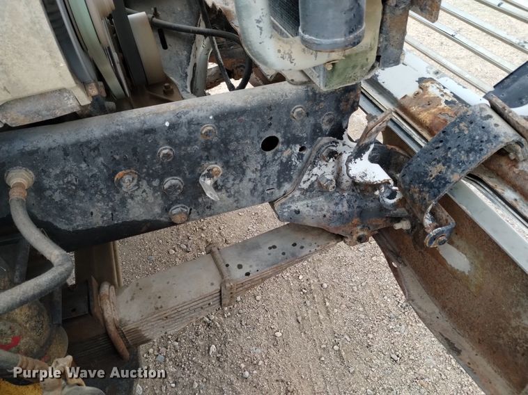 image for item DQ5988 1990 Ford L9000 fuel truck