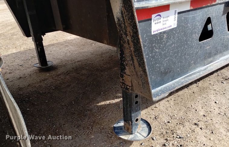 image for item DQ5990 2002 Trail King TK70HT-482 drop deck equipment trailer