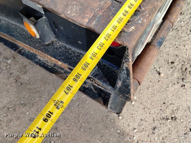 image for item DQ5990 2002 Trail King TK70HT-482 drop deck equipment trailer