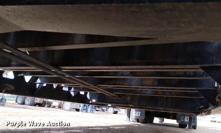 image for item DQ5990 2002 Trail King TK70HT-482 drop deck equipment trailer