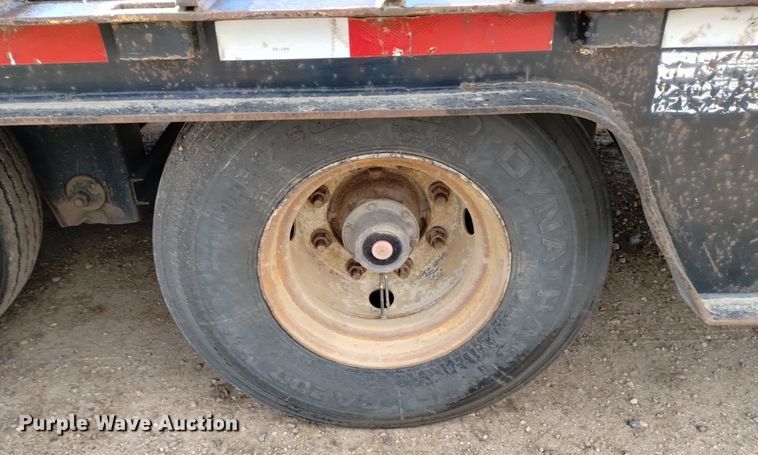 image for item DQ5990 2002 Trail King TK70HT-482 drop deck equipment trailer