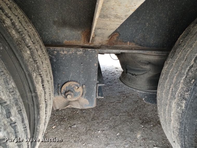 image for item DQ5990 2002 Trail King TK70HT-482 drop deck equipment trailer